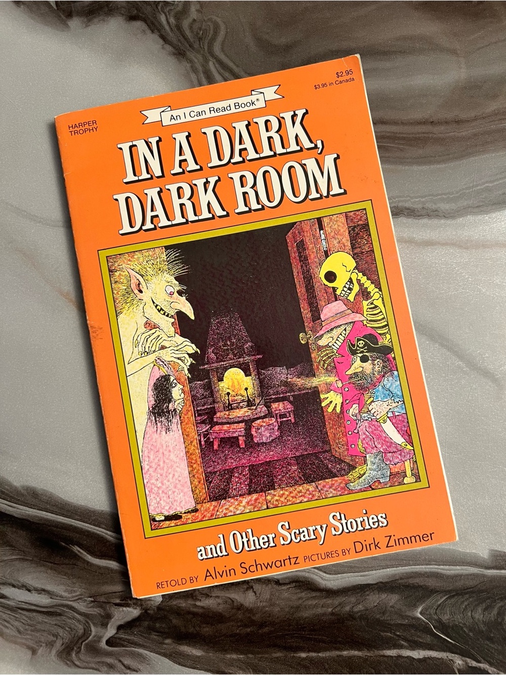 In A Dark, Dark Room & Other Scary Stories By Alvin Schwarz 1985 Vintage Book